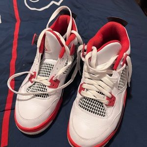 Jordan 4